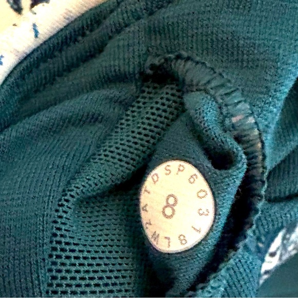 Lululemon Free To Be Moved Bra
Wildwood White Multi / Green Jasper - Picture 5 of 5